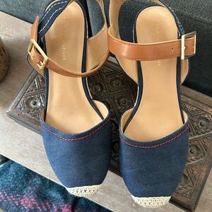 Tommy Hilfiger Navy and Tan Wedges